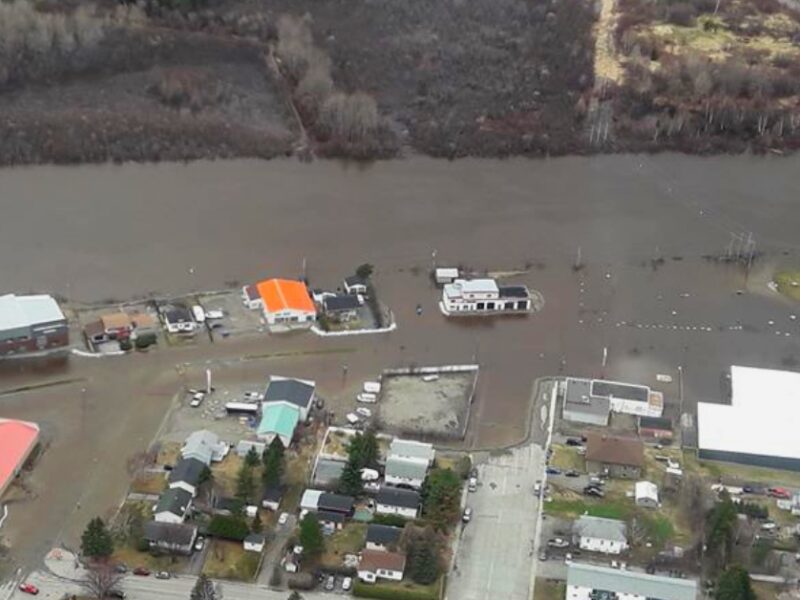 (EN IMAGES) Les inondations du haut des airs à Amos