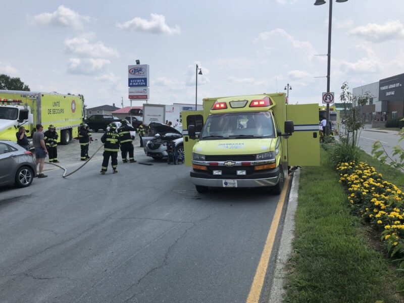 Collision sur la rue Principale à Amos