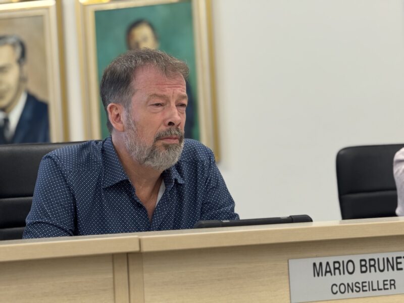 Mario Brunet quitte après 12 ans au conseil d’Amos