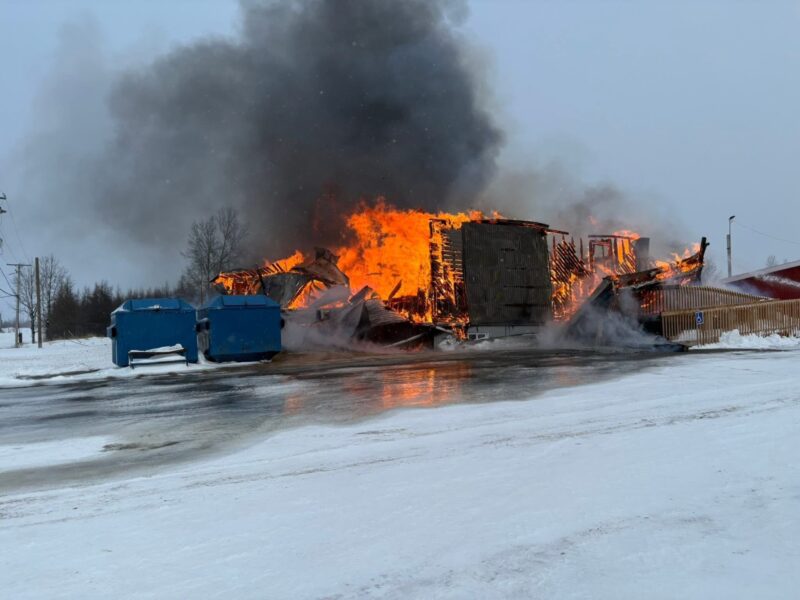 Un incendie détruit la salle municipale de Champneuf
