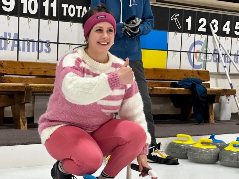 37e Funspiel des entreprises : ambiance tropicale au Club de curling d’Amos