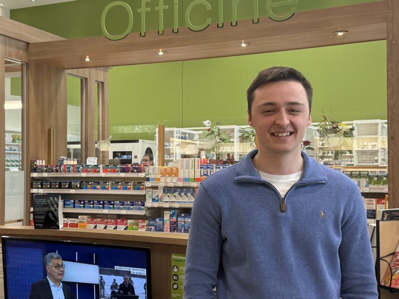 La pharmacie Proximed passe le flambeau à la relève à Amos
