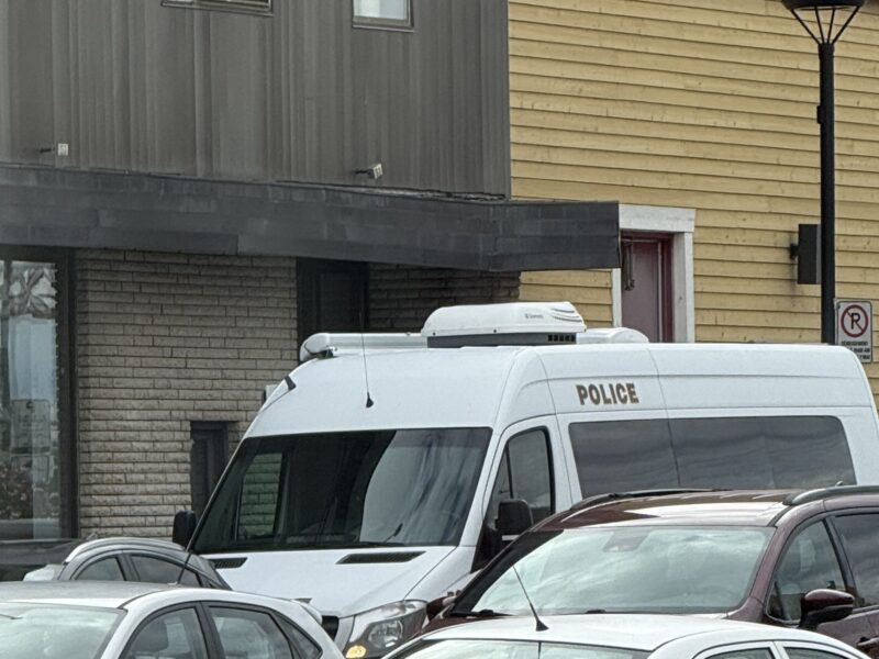 Agression armée à Amos : la SQ sollicite l’aide du public