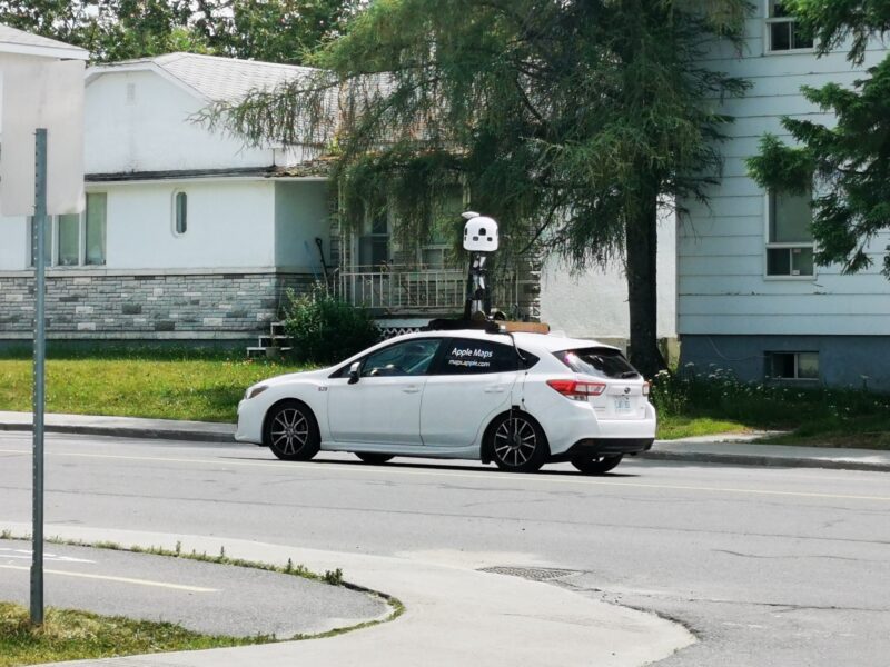 Apple Maps photographie les rues et routes de la région