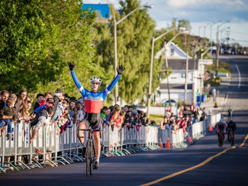 C’est un départ pour le Tour de l’Abitibi