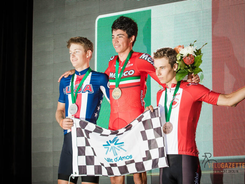 Charles-Étienne Chrétien sur le podium