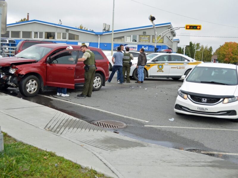 Collision près du pont Desmarais à Amos