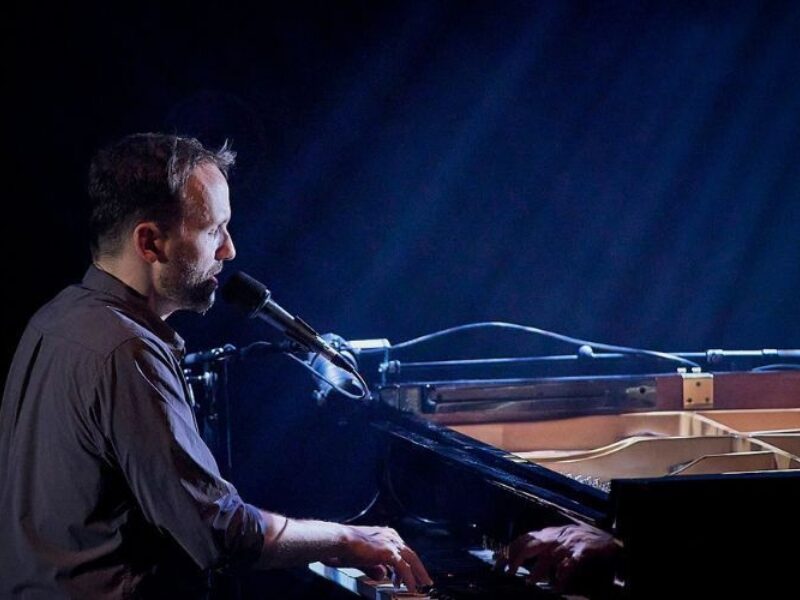 Émile Proulx-Cloutier: Spectacle À mains nues au Théâtre des Eskers d’Amos