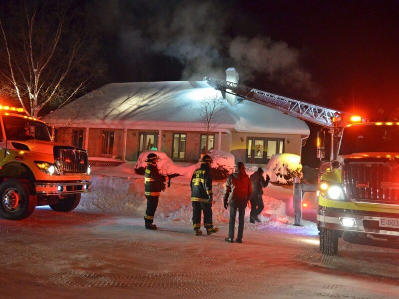 Incendie de cheminée à Amos