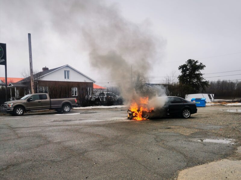 Incendie de véhicule à Amos