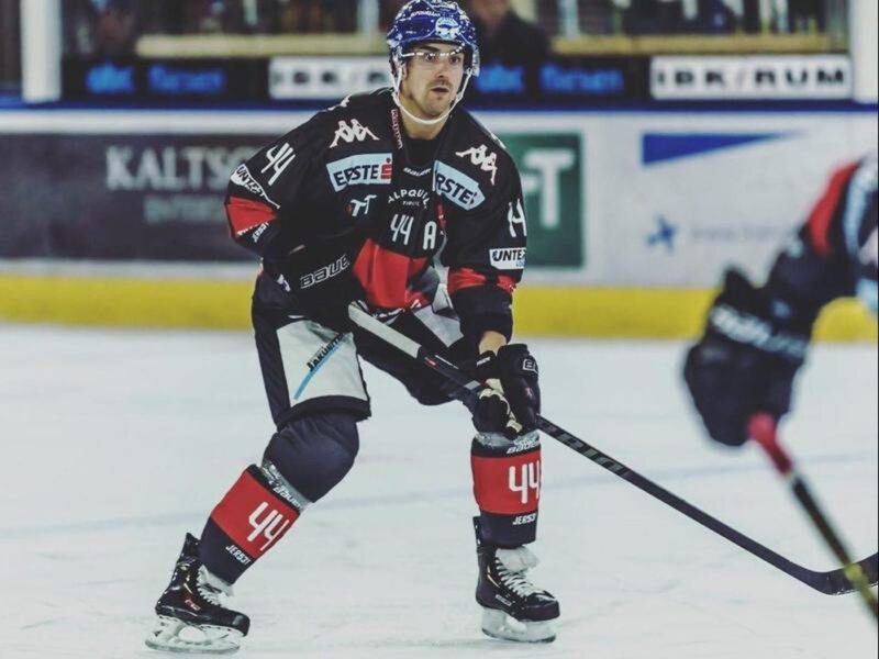 La COVID-19 bousille les plans de bien des joueurs de hockey professionnels