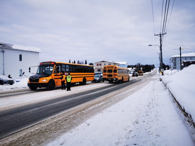Sensibiliser les automobilistes près des autobus scolaires