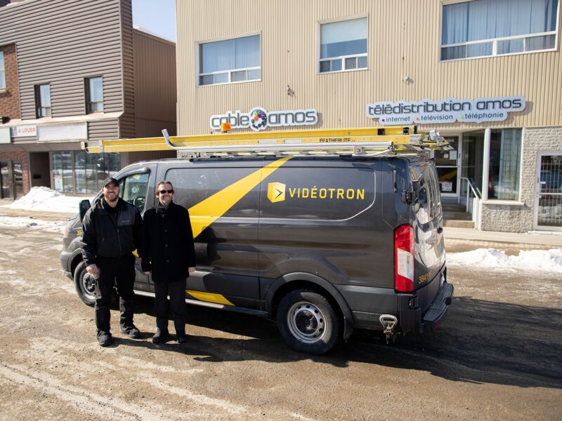 Une première cliente branchée sur Vidéotron en région